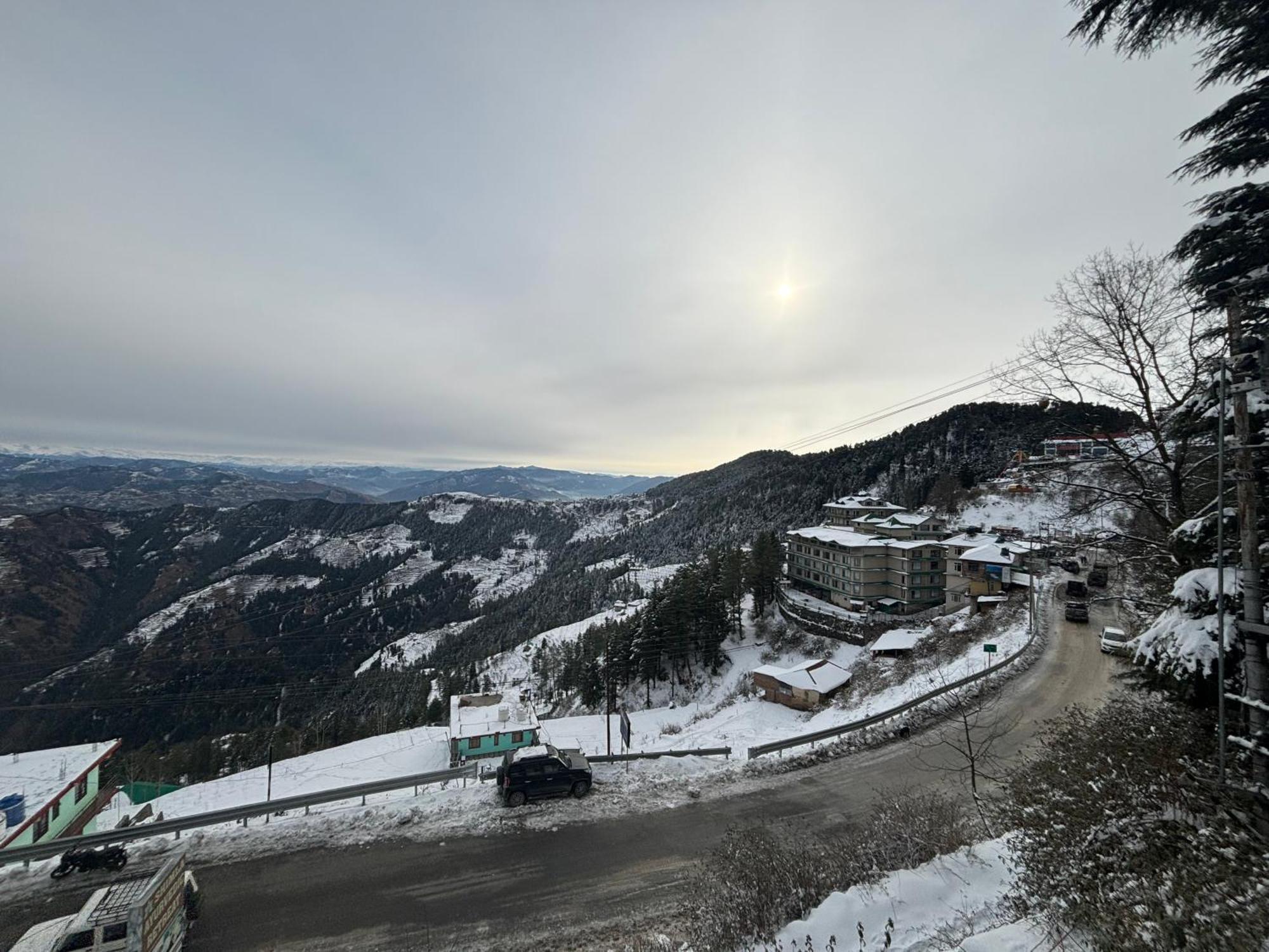 Treebo Shimla Ayurvedic Retreat Kufri Otel Dış mekan fotoğraf